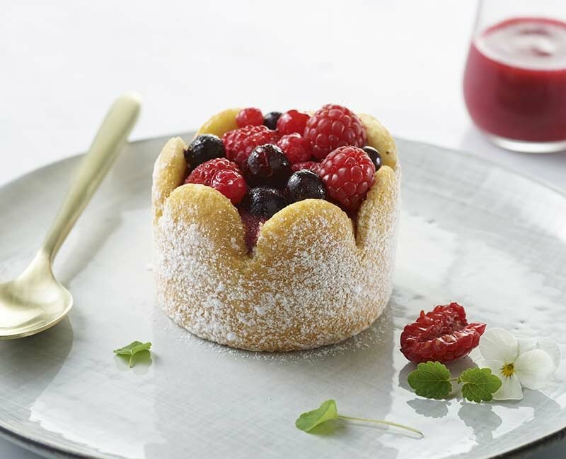 charlotte-con-frutos-rojos-traiteur-de-paris