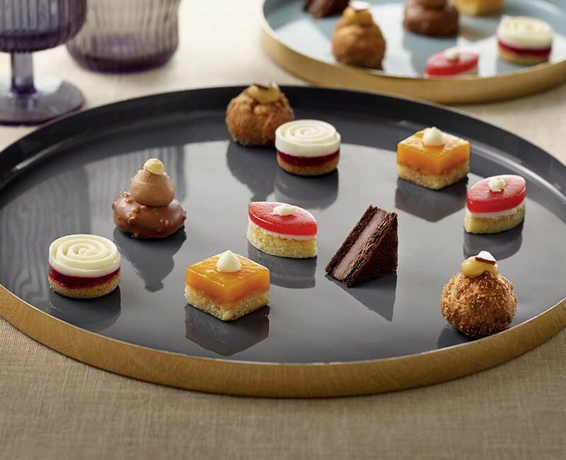 petits-fours-art-deco-traiteur-de-paris